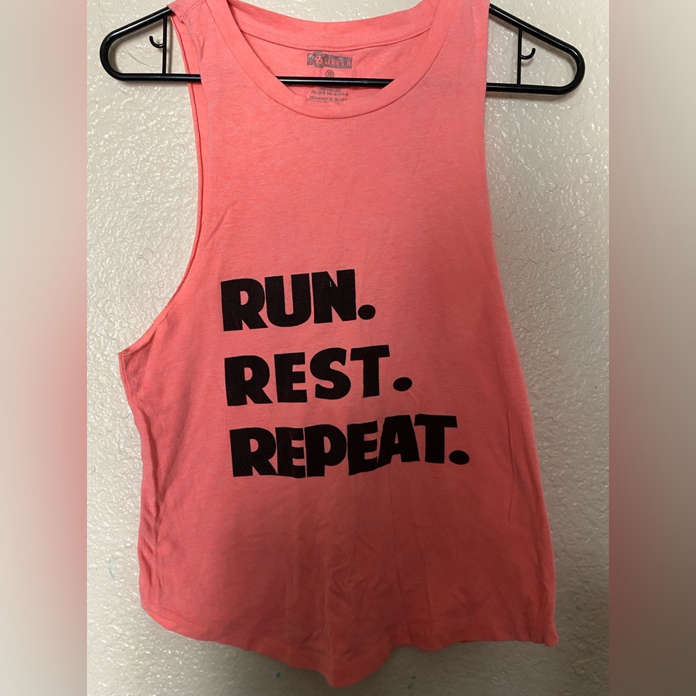 8 Serie size 8 Tank top gym shirt